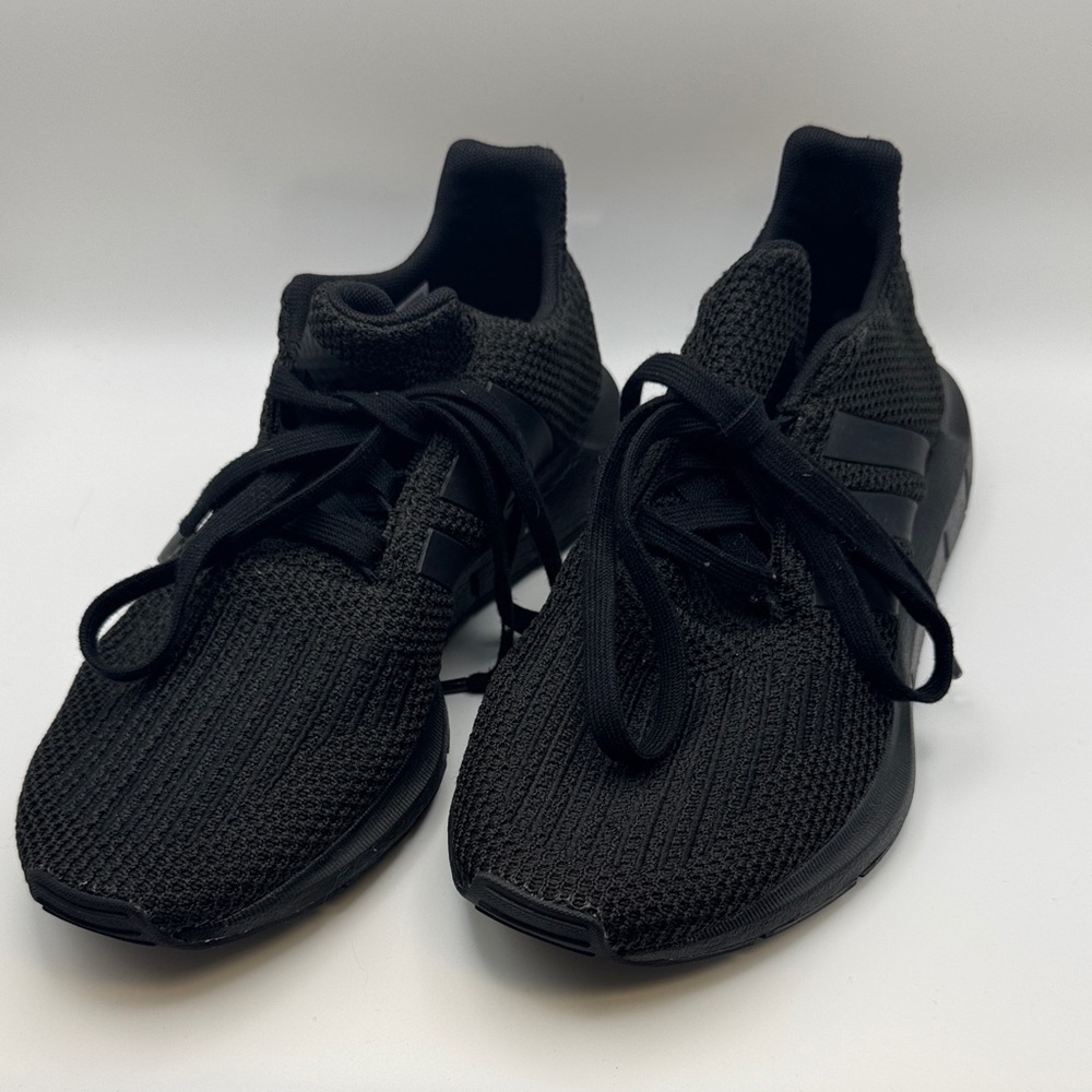 Adidas Swift Run Sneakers